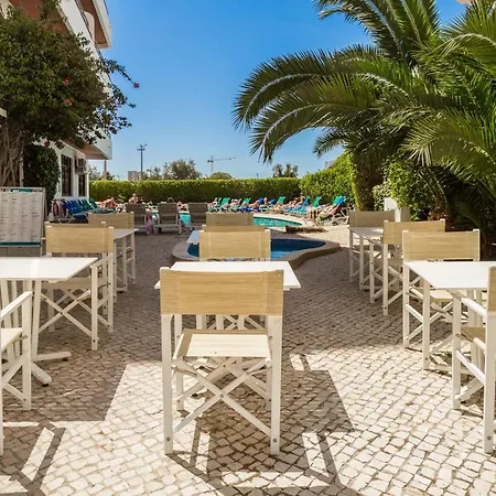 Aparthotel Mirachoro Da Rocha